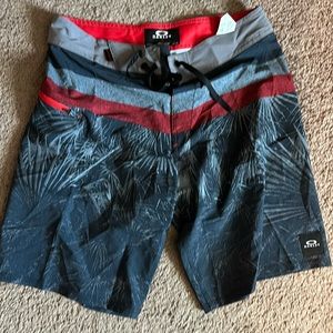 Oakley size 30 board shorts